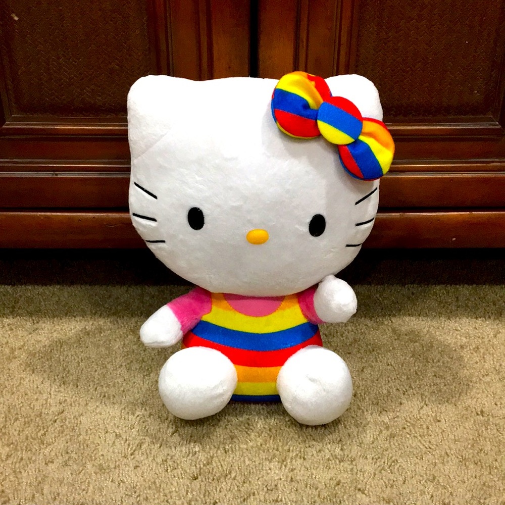 ❣️RARE HELLO KITTY❣️COLLECTION BY SANRIO HARD TO FIND PRETTY CUTE PLUSH TOY .